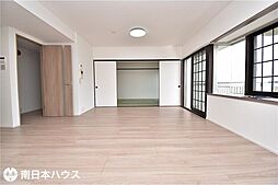 居間