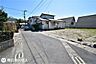 その他：【前面道路】北東向きの前面道路幅は約4ｍです！団地内の道路で交通量が少ない静かな住環境です♪