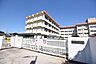 周辺：桜丘東小学校 桜丘東小は鹿児島市桜ヶ丘地区にある小学校 周辺施設として， 鹿児島大学附属病院 鹿児島県立桜丘養護学校があります。〇校訓はやる気　思いやり　たくましさ 800m