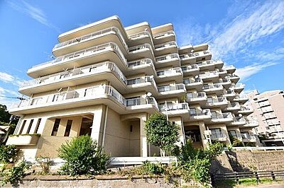 外観：【トーカンマンション多賀山】8階建ての4階部分のお部屋です！空き物件です！