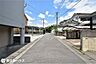 その他：【前面道路】南西向きの前面道路幅は約5ｍです！団地内の道路で交通量が少なく静かな住環境です♪