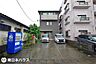 外観：【外観】令和8年9月1日　撮影1階の1LDKは賃貸として居住中です！駐車場も2台利用しています！