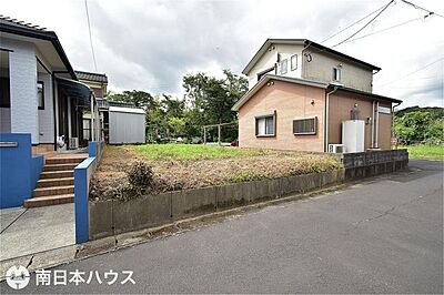 外観:北向き道路【敷地面積121.19m2(36.65坪)】建築条件なし! 外観:北向き道路【敷地面積121.19m2(36.65坪)】建築条件なし!