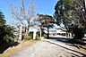 周辺：【鹿児島市立春山小学校】は、春山町に位置する1867年創立の小学校です。令和4年度の生徒数は529人で、22クラスあります。校訓は「素直で明るい子　よく考える子　がんばる子」です。 1460m