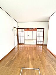 居間