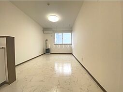 ウィングレジデンス 103 1階ワンルームのリビング/ダイニング