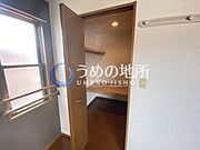 洋室（1）収納