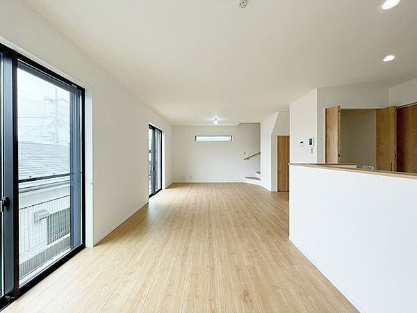 リビング/ダイニングを拡大表示