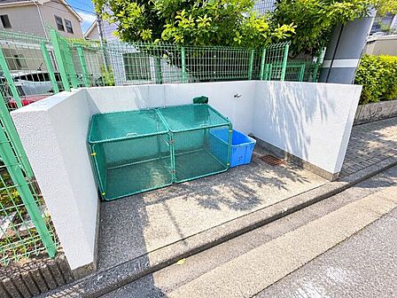 ゴミ置き場