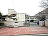 周辺：横浜市立本宿中学校 徒歩6分。 440m