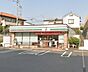 周辺：セブンイレブン綾瀬大上3丁目店 徒歩8分。 620m