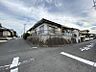 外観：小学校まで徒歩約8分。お子様の足でも安心の通学距離。（現況古家があります。）