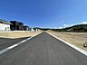 外観：前面道路含む現地写真