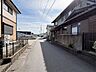 外観：前面道路含む現地写真