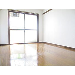 都営大江戸線 中野坂上駅 徒歩10分の賃貸マンション 1階1Kのリビング/ダイニング