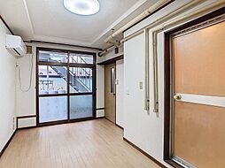 居間