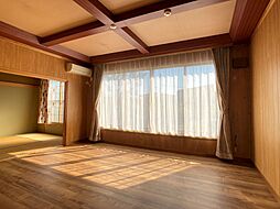 居間