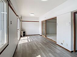 居間