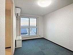 リバティ西富 302 3階1LDKのリビング/ダイニング