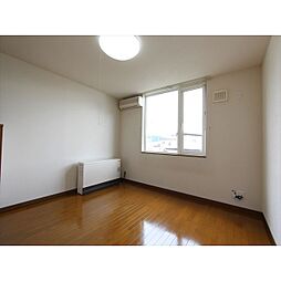 レジデンスベルビュー 2-B 2階1LDKのリビング/ダイニング