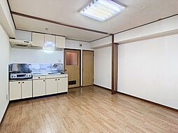 居間