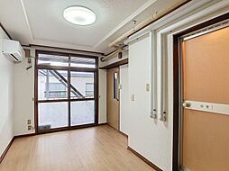 居間