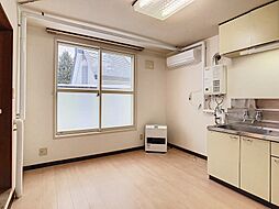 ラ・ロシェル 101 1階2DKのリビング/ダイニング