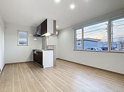 グランデル3 1-2 1階1LDKのリビング/ダイニング