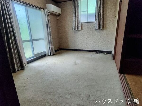 洋室を拡大表示