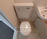 清潔感のあるトイレです。