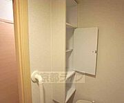 トイレにある収納です。