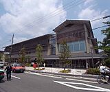 京都市左京区役所まで878m 移転して、綺麗になりました。