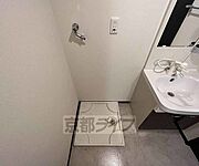 室内洗濯機置き場ありで、脱衣・洗濯が室内でできます。