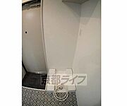室内に洗濯機設置可能です。