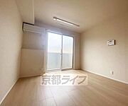 白をベースとした落ち着いた雰囲気です
