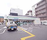 ファミリーマート銀閣寺白川店まで497m
