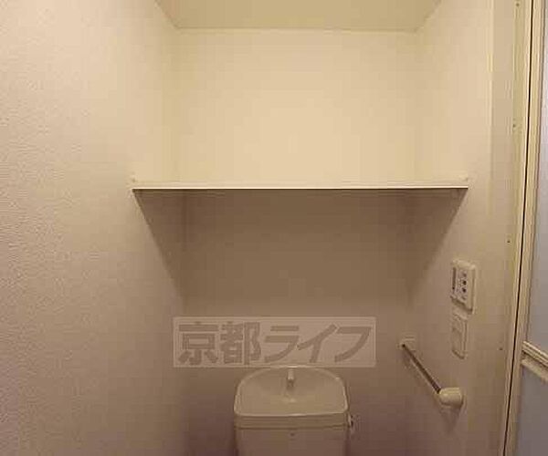 画像29:トイレにある収納です。