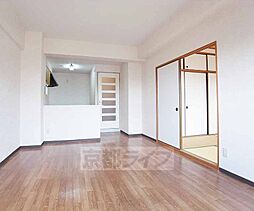 京阪宇治線 木幡駅 徒歩5分の賃貸マンション 4階3LDKのリビング/ダイニング