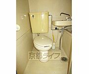 清潔感のあるトイレです
