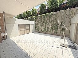 40.95平米あるテラス付きの南東向き住戸