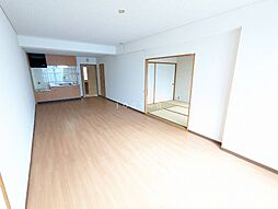 コスモロイヤルB棟 3LDKの写真