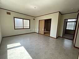 マンション古里1号 1 1階2LDKのリビング/ダイニング