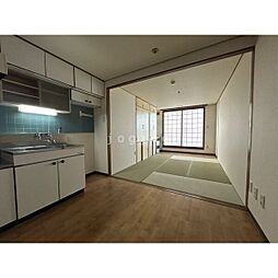 平岸ロイヤルハイツ 412 4階1DKのリビング/ダイニング