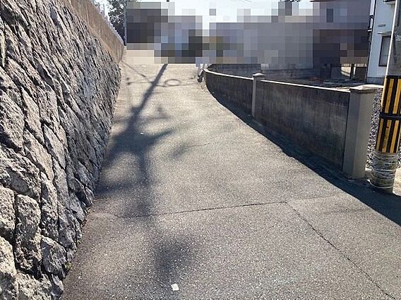 北東側道路約3...