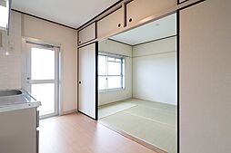 居間