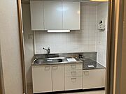 コンパクトで使い勝手の良いキッチン
