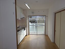 UR都市機構フレール宝塚御殿山8号棟 2DKの写真