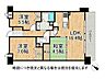 間取り：開放的な3LDKの間取りは、自然光がたっぷり入り、明るく居心地の良い空間を提供します。