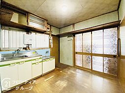 居間