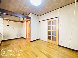居間